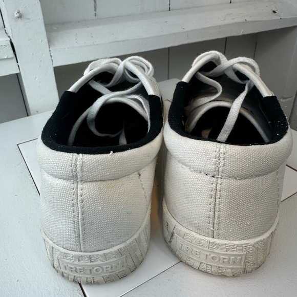 Tretorn Nylite Icon Sneaker - Women's Size 9 Black and White Tennis Shoes - Picture 11 of 13